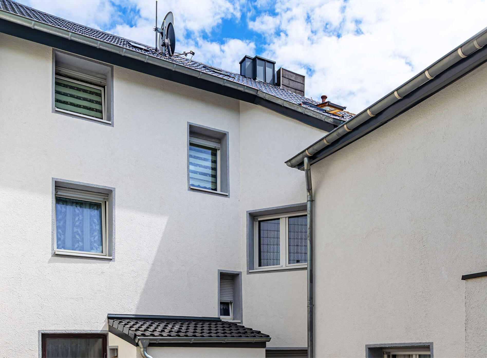 Rückansicht Zweifamilienhaus im Zentrum von Baesweiler zu verkaufen über Koch Immobilien