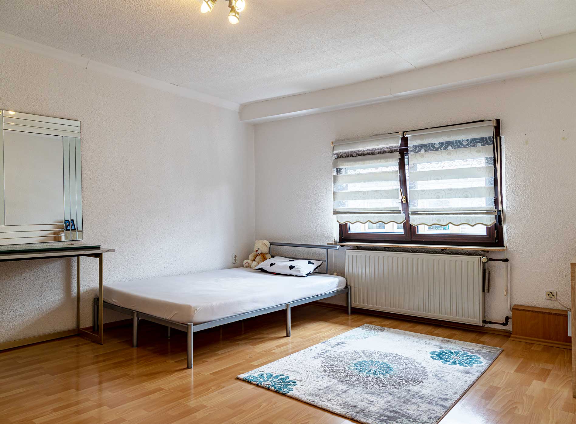 Kinderzimmer in Zweifamilienhaus in Baesweiler zu verkaufen über Immobilienmakler Koch Immobilien