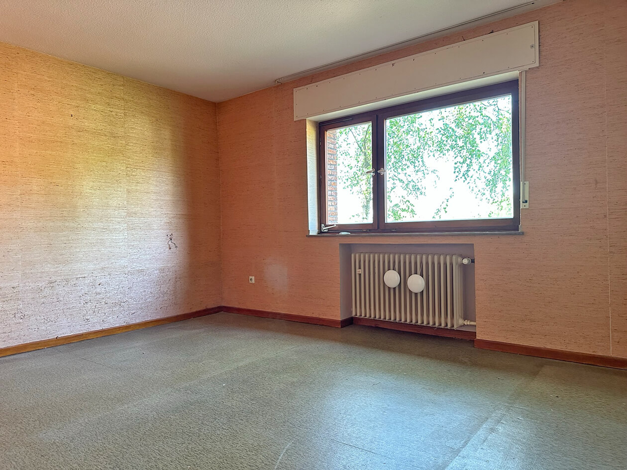 Schlafzimmer Einfamilienhaus in Alsdorf Zopp über Immobilienmakler Koch zu verkaufen Baesweiler und Aachen!