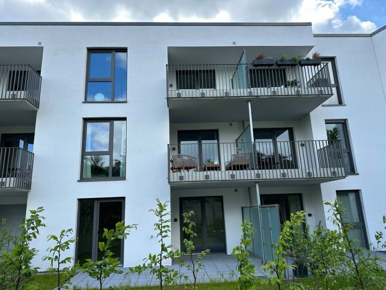 Terrasse Neubau Wohnung Aachen-West Süsterfeldwinkel über Makler Koch Immobilien
