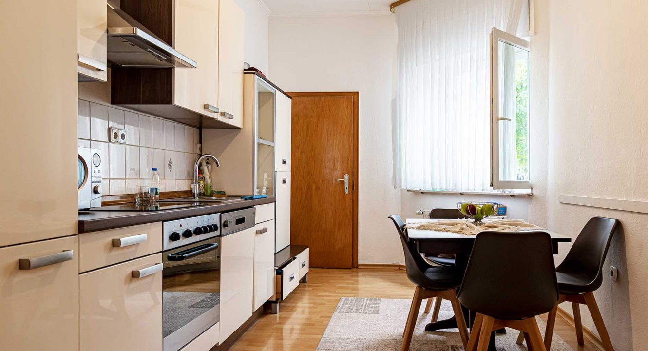 Küche Zweifamilienhaus im Zentrum von Baesweiler zu verkaufen über Immobilienmakler Koch Immobilien